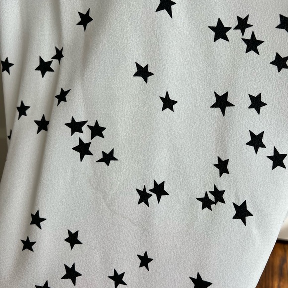Equipment Layla Silk Cami, Size S, Bright White Star Print - Picture 8 of 12